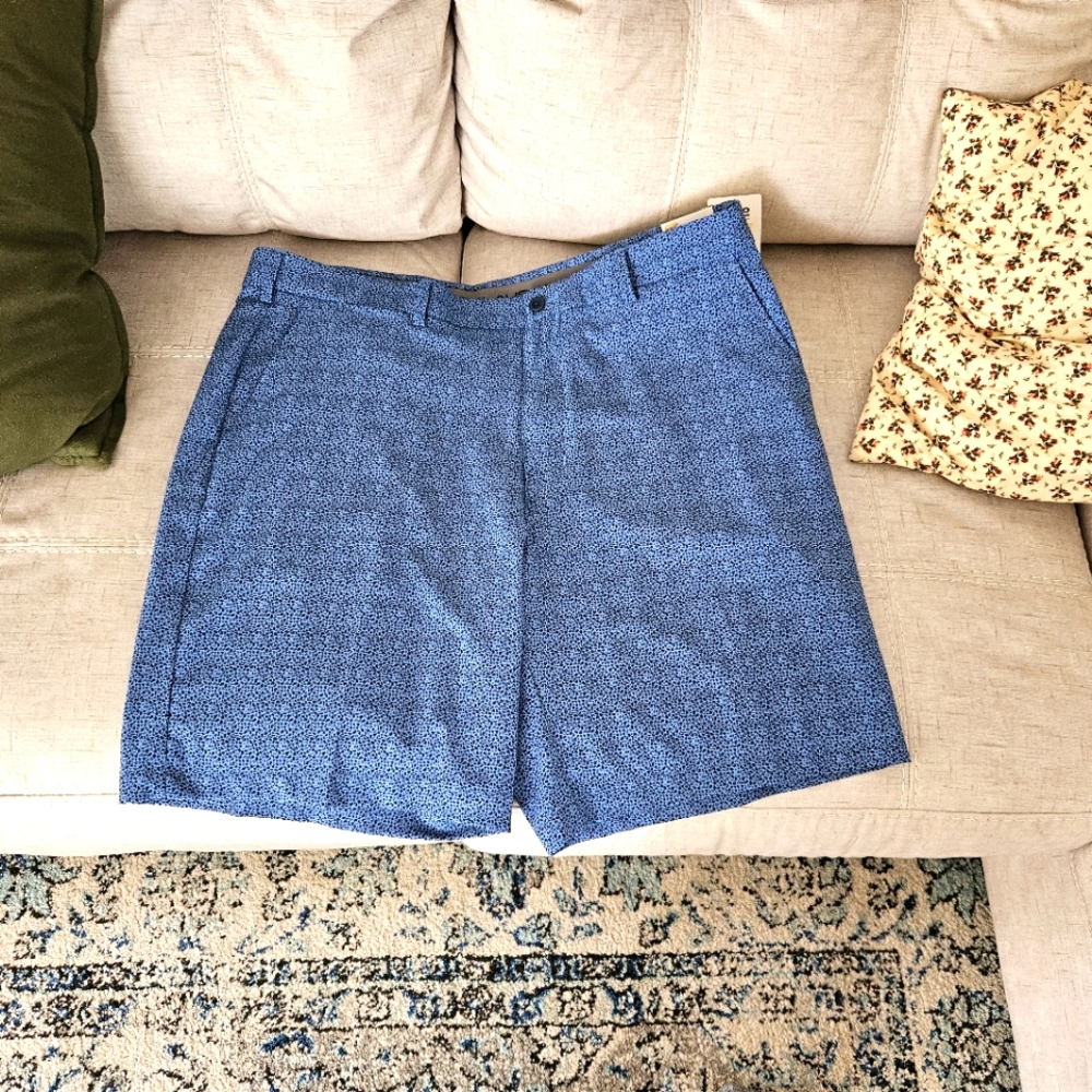 New NWT Jack Nicklaus Mens Golf Shorts Size 40 Navy Mosaic Pattern